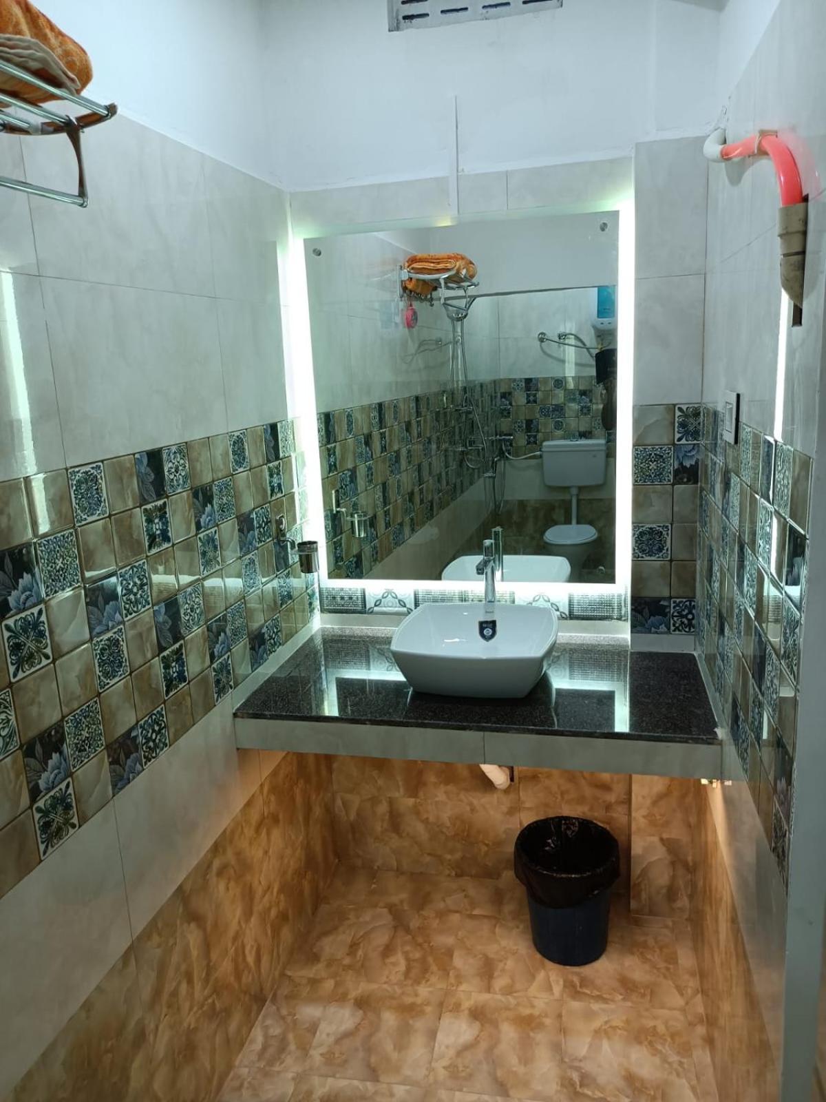 Hotel Hcb Brahmapur Экстерьер фото