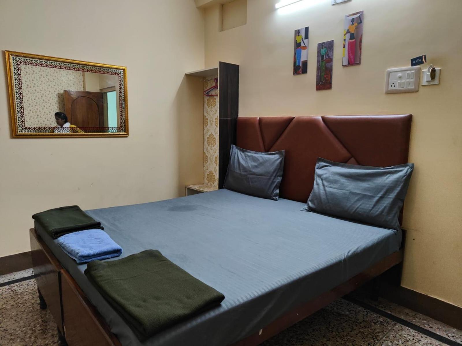 Hotel Hcb Brahmapur Номер фото